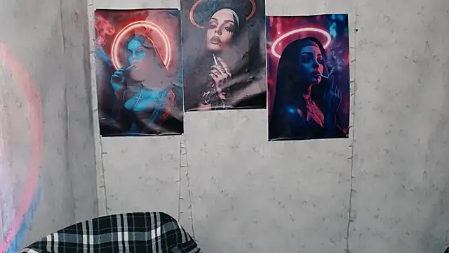 JuliaTopp  online show from 15, 11, 2025