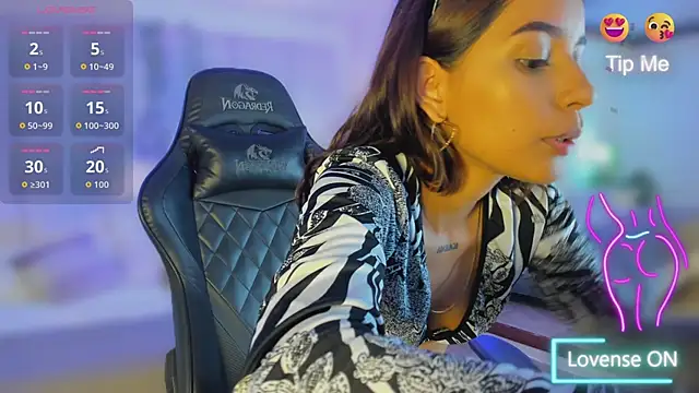 mia rousse25 online show from 17, 1, 2026