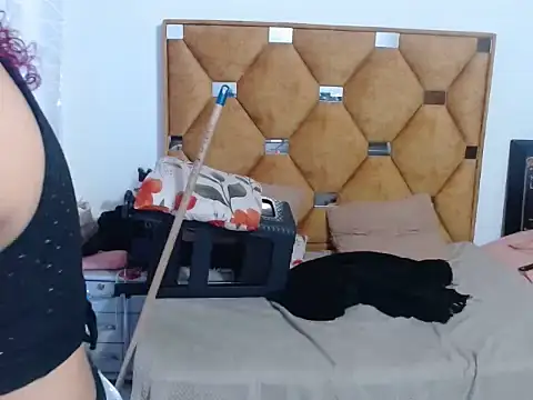 CATTALINAHOT online show from 2, 4, 2026