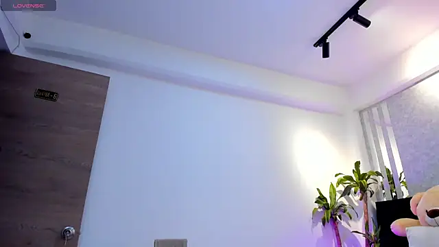 lily cash1 online show from 18, 12, 2025