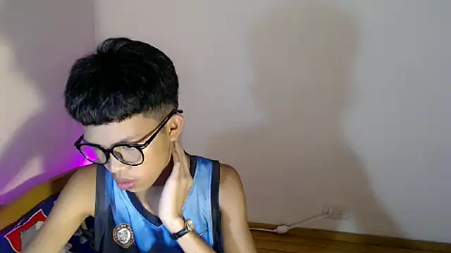 Snapshot of urcumjp chatting on 12, 9, 2025 urcumjp online show from 12, 9, 2025