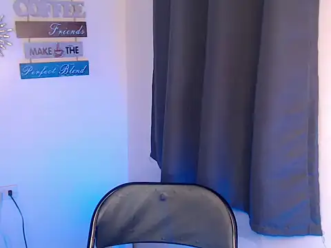 Snapshot of urcumjp chatting on 5, 10, 2025 urcumjp online show from 5, 10, 2025