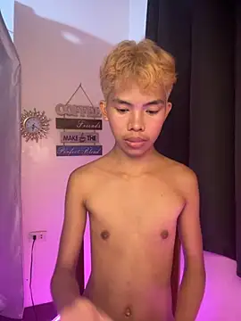 Snapshot of urcumjp chatting on 24, 11, 2025 urcumjp online show from 24, 11, 2025