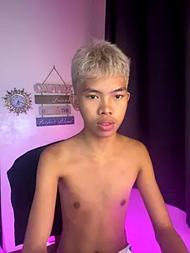 Snapshot of urcumjp chatting on 14, 12, 2025 urcumjp online show from 14, 12, 2025