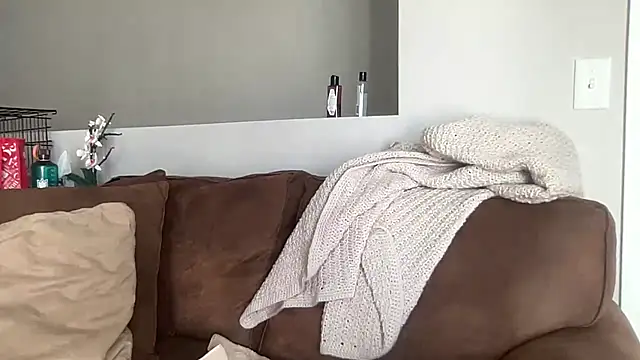 Snapshot of bambifarrina chatting on 9, 9, 2025 bambifarrina online show from 9, 9, 2025