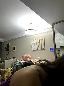 anna yngs online show from 12, 10, 2025