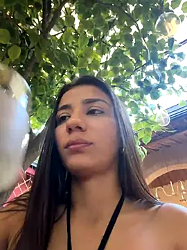 Snapshot of -juicy_ chatting on 13, 11, 2025 -juicy online show from 13, 11, 2025