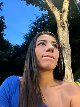 Snapshot of -juicy_ chatting on 14, 11, 2025 -juicy online show from 14, 11, 2025