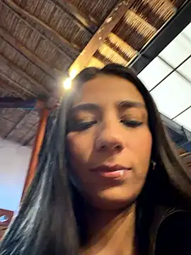 -juicy  online show from 29, 3, 2026