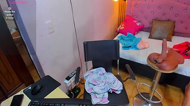 Lena Bdsm online show from 26, 3, 2026