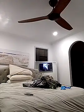 Snapshot of iamthepublickmasterbater chatting on 20, 9, 2025 iamthepublickmasterbater online show from 20, 9, 2025