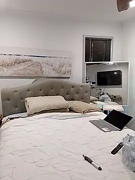 Snapshot of iamthepublickmasterbater chatting on 24, 9, 2025 iamthepublickmasterbater online show from 24, 9, 2025