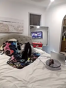 Snapshot of iamthepublickmasterbater chatting on 19, 10, 2025 iamthepublickmasterbater online show from 19, 10, 2025