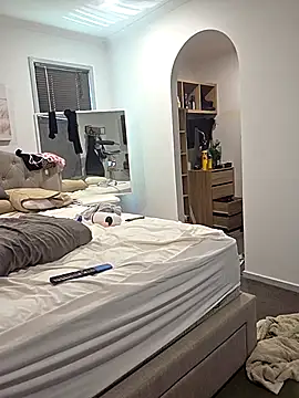 Snapshot of iamthepublickmasterbater chatting on 4, 12, 2025 iamthepublickmasterbater online show from 4, 12, 2025