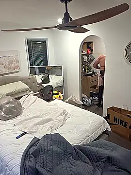 iamthepublickmasterbater online show from 11, 1, 2026