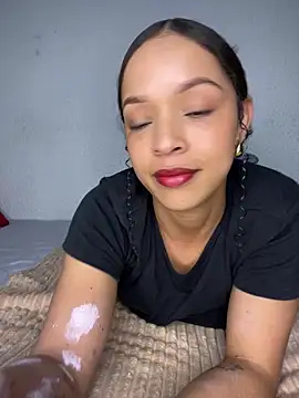 Yasmin777  online show from 19, 12, 2025