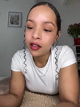 Yasmin777  online show from 9, 5, 2026