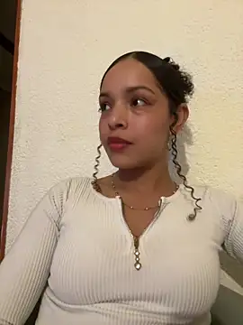 Yasmin777  online show from 14, 6, 2026