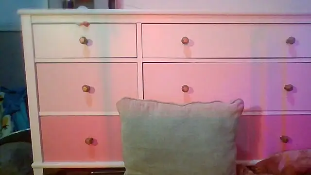 arianababyxo online show from 13, 4, 2026