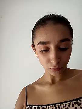 CandyFoxter  online show from 28, 10, 2025