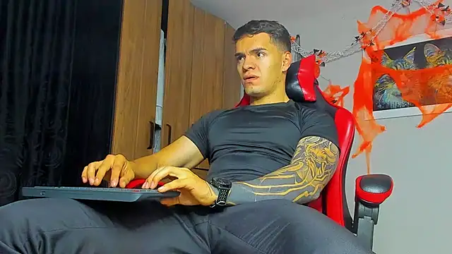 ALPHA DOMINUS  online show from 16, 10, 2025