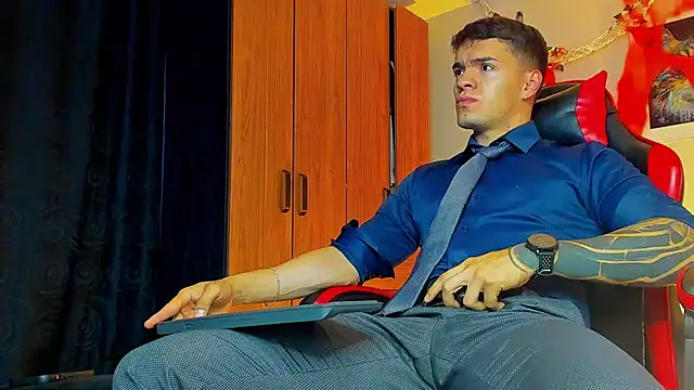 ALPHA DOMINUS  online show from 20, 10, 2025