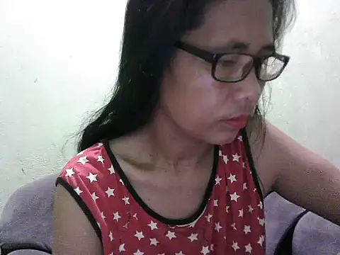 HotLadyPinay32 online show from 14, 3, 2026