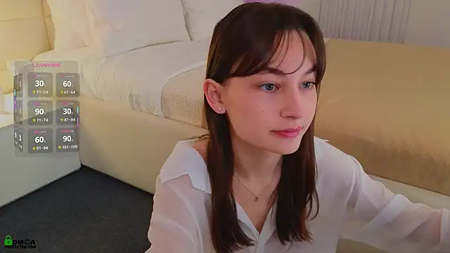 Snapshot of LolaPrise chatting on 1, 12, 2025 LolaPrise online show from 1, 12, 2025