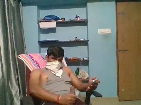 Snapshot of omkarcoll chatting on 3, 11, 2025 omkarcoll online show from 3, 11, 2025