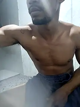 Snapshot of Kesurra chatting on 9, 11, 2025 Kesurra online show from 9, 11, 2025