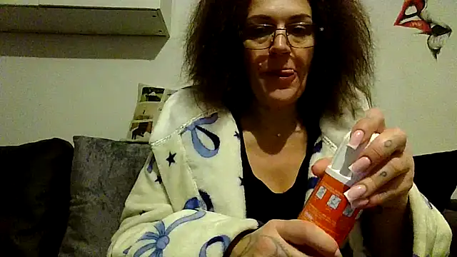 RubyyRosee online show from 6, 2, 2026