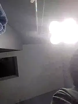 Snapshot of Lovelyrainn chatting on 19, 11, 2025 Lovelyrainn online show from 19, 11, 2025