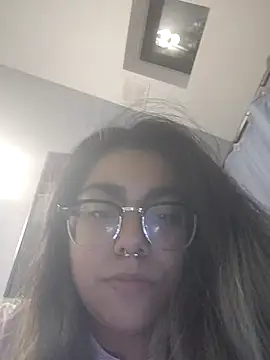 Snapshot of Lovelyrainn chatting on 23, 11, 2025 Lovelyrainn online show from 23, 11, 2025