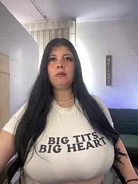 Snapshot of Angie_lynn chatting on 20, 9, 2025 Angie lynn online show from 20, 9, 2025