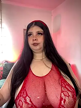 Snapshot of Angie_lynn chatting on 8, 10, 2025 Angie lynn online show from 8, 10, 2025