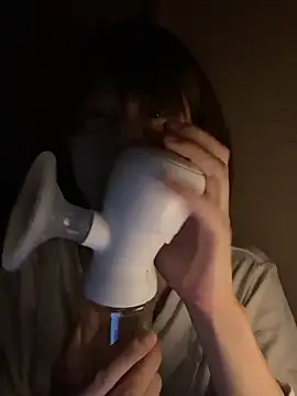 Snapshot of usako_2025 chatting on 26, 10, 2025 usako 2025 online show from 26, 10, 2025