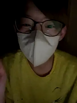 Snapshot of usako_2025 chatting on 16, 12, 2025 usako 2025 online show from 16, 12, 2025