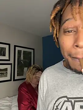 Snapshot of BigMfLuther chatting on 21, 12, 2025 BigMfLuther online show from 21, 12, 2025