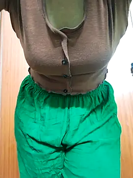 Snapshot of maya_telugu_22 chatting on 22, 9, 2025 maya telugu 22 online show from 22, 9, 2025