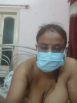 Snapshot of Barna_Love chatting on 17, 6, 2026 Barna Love online show from 17, 6, 2026