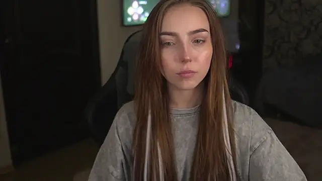 Snapshot of lis_silver chatting on 11, 11, 2025 lis silver online show from 11, 11, 2025