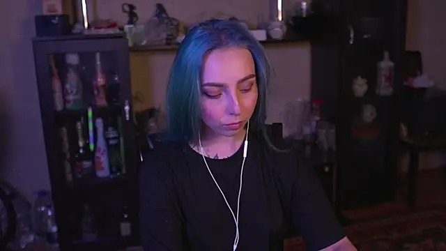 Snapshot of lis_silver chatting on 4, 4, 2026 lis silver online show from 4, 4, 2026