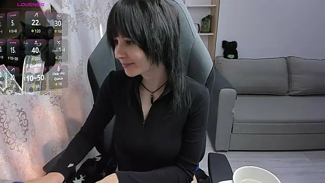 MistyDark online show from 10, 4, 2026