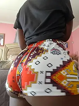 RoyaltyClit online show from 27, 10, 2025