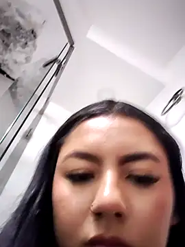 Megara 25 online show from 5, 12, 2025