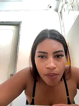 Snapshot of AmberMoss1 chatting on 13, 9, 2025 AmberMoss1 online show from 13, 9, 2025