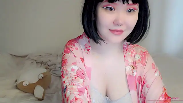 tsunade chan online show from 8, 10, 2025