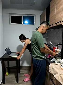 stivenlujan69 online show from 9, 9, 2025