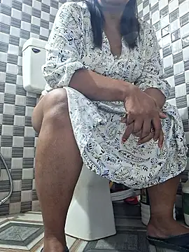 Snapshot of SIMIHOT chatting on 10, 10, 2025 SIMIHOT online show from 10, 10, 2025