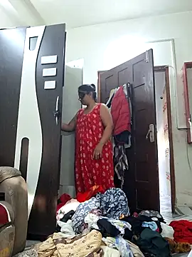 Snapshot of SIMIHOT chatting on 21, 11, 2025 SIMIHOT online show from 21, 11, 2025